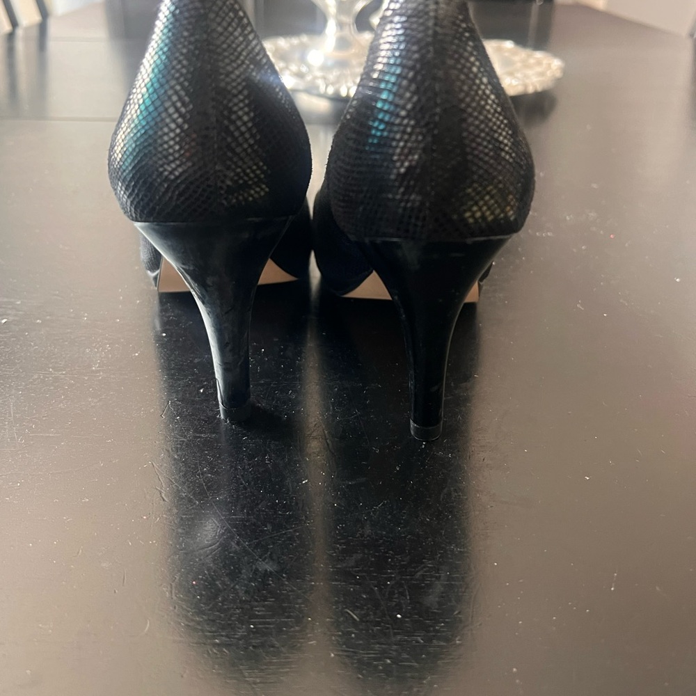 Anne Klein Black Textured Heels - Picture 4 of 5